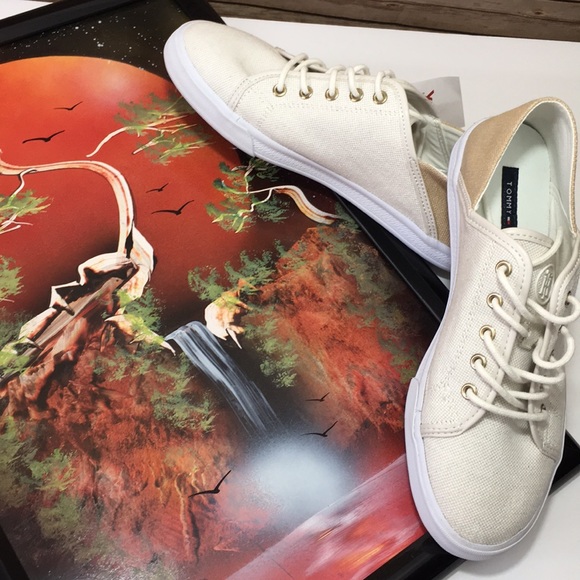 tommy hilfiger converse shoes